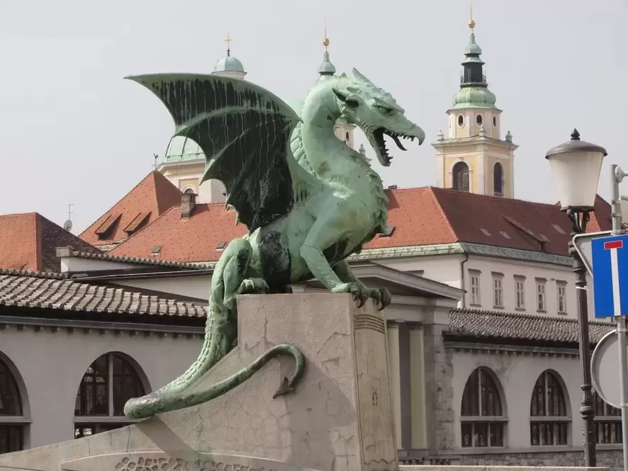 сәттілік амулет - айдаһар